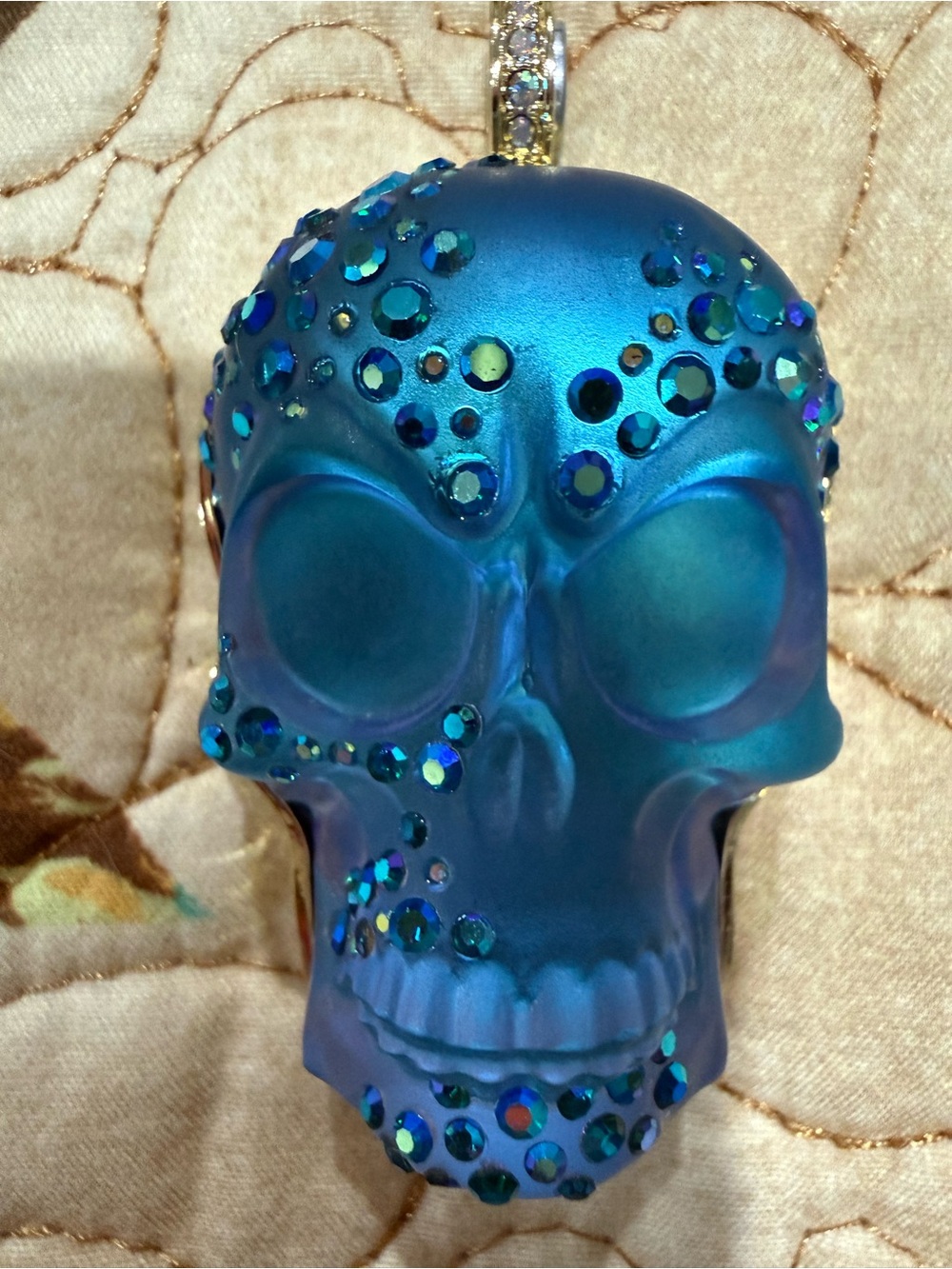Kirks Folly magnetic enhancer skull pendant